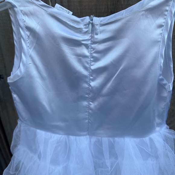 Formal white girls full length tiered dress toddler 2T - Picture 3 of 9